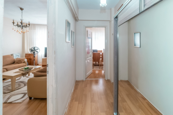 Mecidiyeköy Metrobüse Yürüme Mesafesinde – Yüksek Arsa Paylı, 2 Adet 2+1 (110 m²) Daire | Getmaks Gayrimenkul